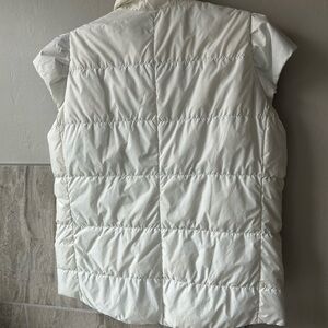 Women's reversible Nike puffer vest